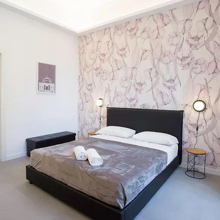 Re Di Luxury * Rome